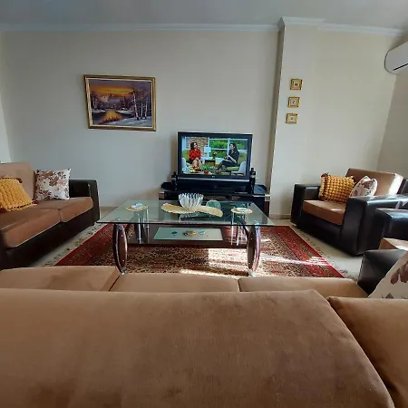 Apartment Geni