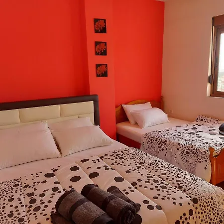 Apartment Geni