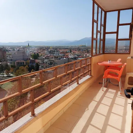 Geni Apartment *