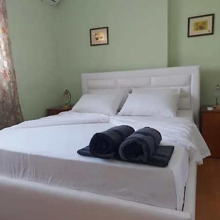 Geni * Korça